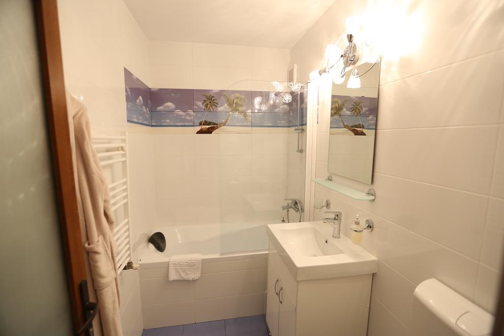 Apartament Maria Galac Kültér fotó